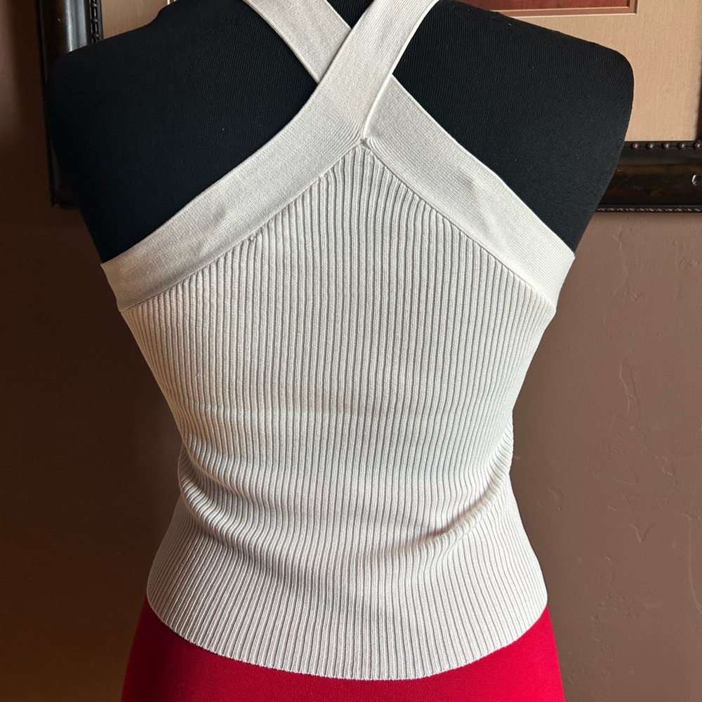 Cross Halter White Top Ribbed Design NWT - Picture 6 of 9